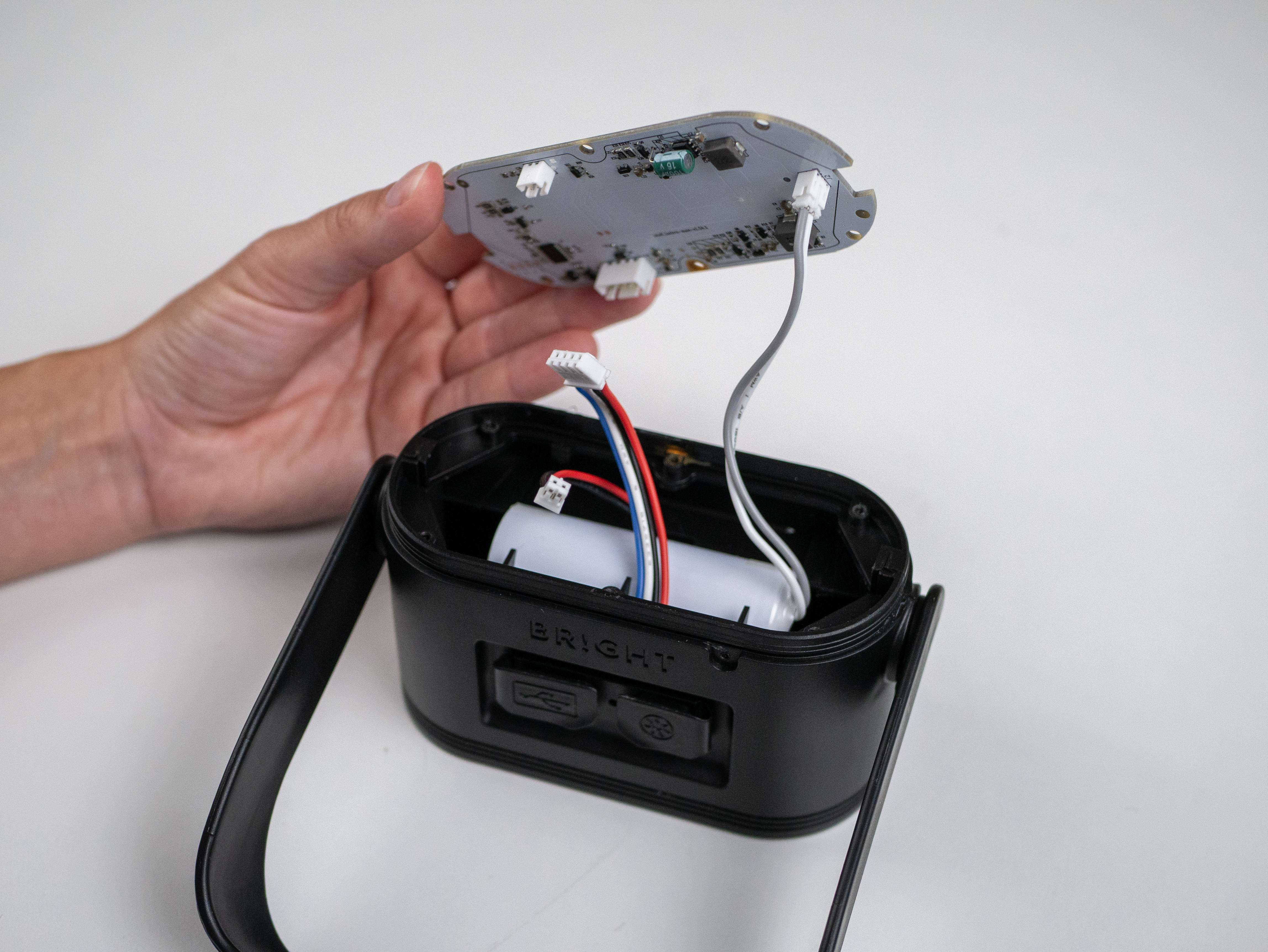 Reconnect cable 01