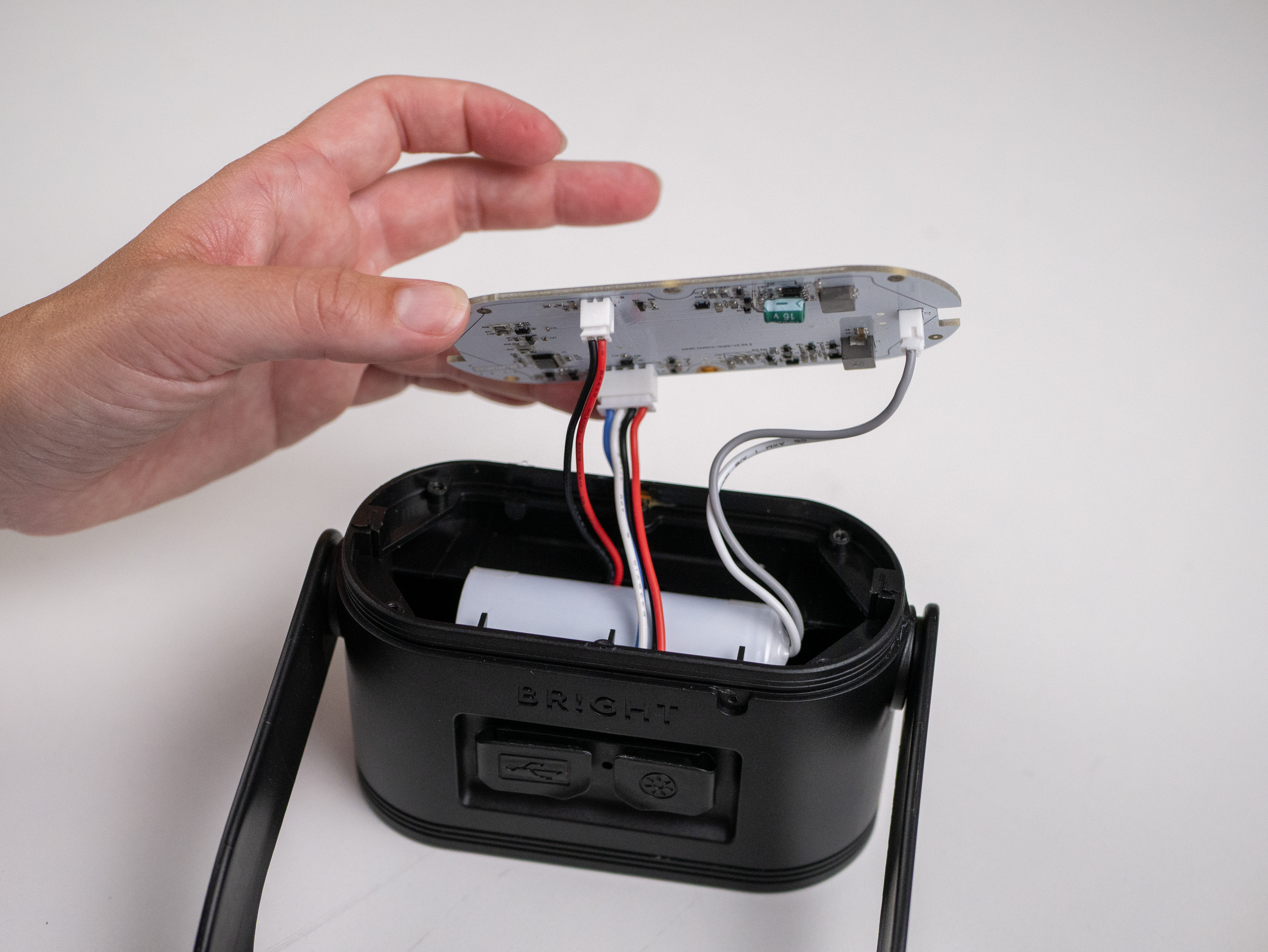 Reconnect cable 03
